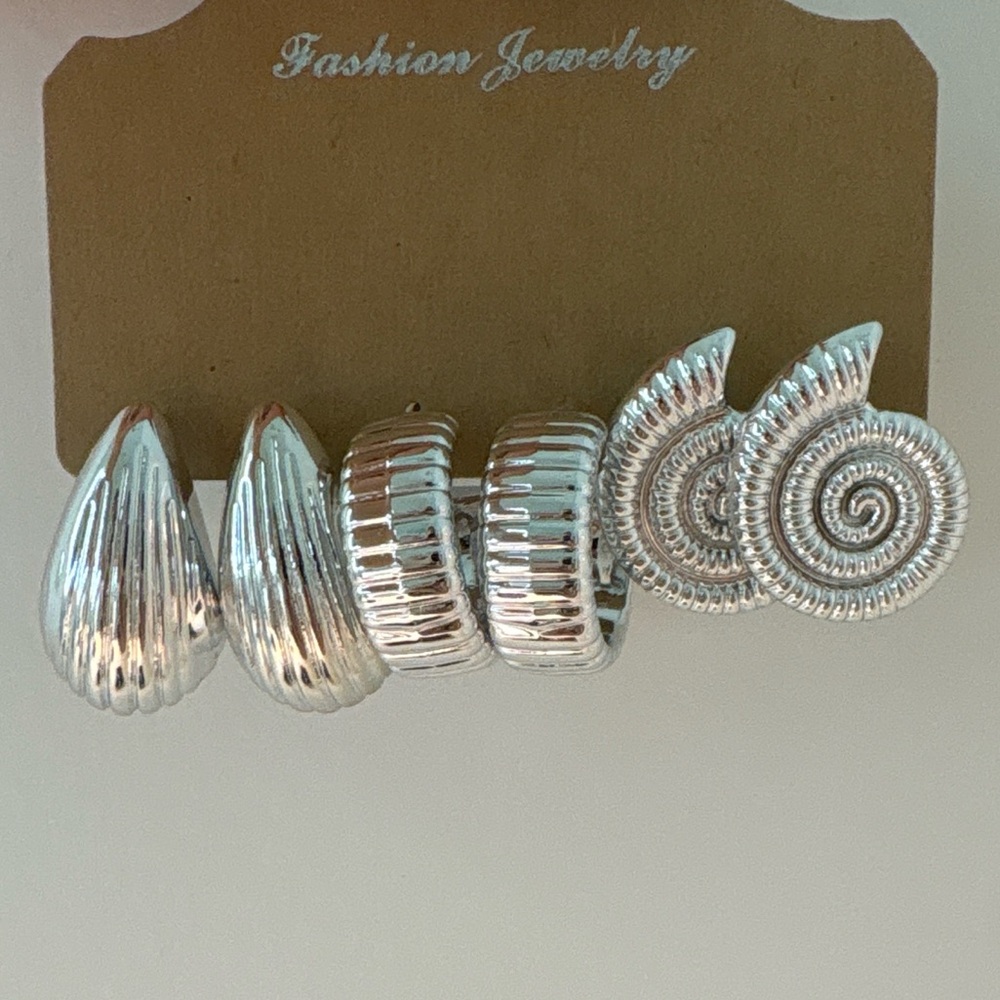 Silver Summery Earring Set